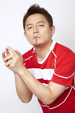 顔の一部で誰か当てるトピ