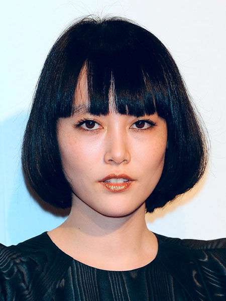 脊山麻理子が野球観戦で大型ビジョンに、BAYスマイルショットに選ばれる