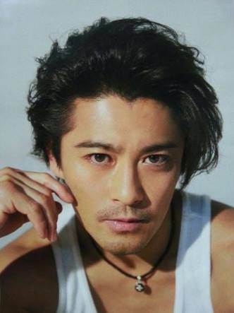 好みの男性の顔を貼っていくトピ