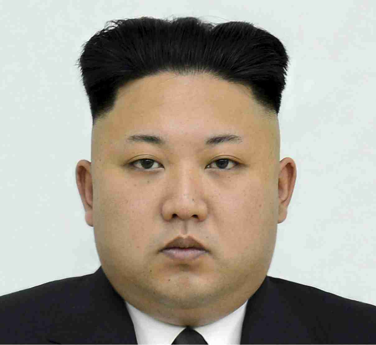 【画像】黒髪の似合う海外の有名人