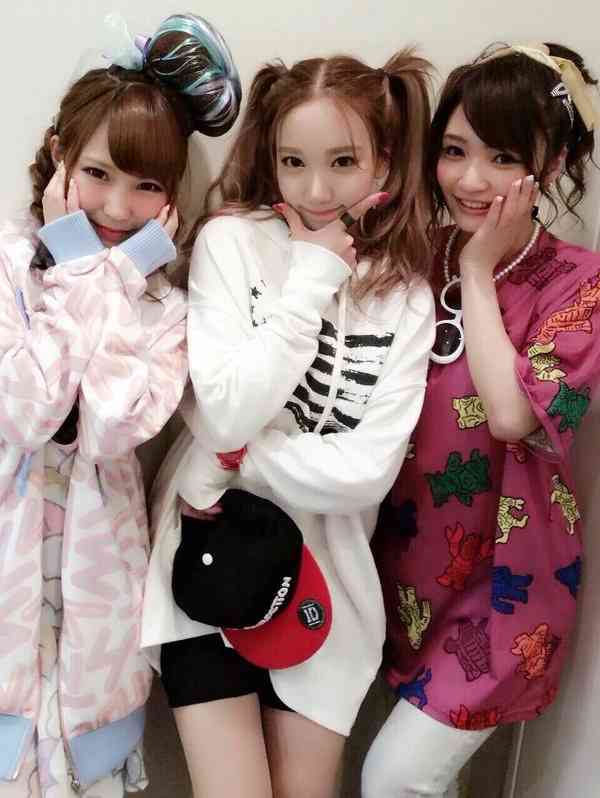 ざわちん、歌手デビューで“オリコン1位宣言” 目標は「武道館、東京ドーム!」