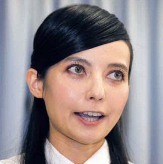 鼻と口の間にある縦筋(人中)が苦手な人!!