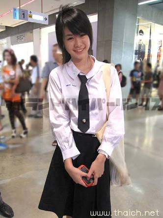 誰？という美男美女の画像を貼っていくトピ