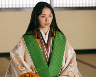 栗山千明の新CMでエラの違いが歴然に ネットでは「また顎削った？」と指摘