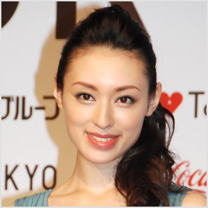 栗山千明の新CMでエラの違いが歴然に ネットでは「また顎削った？」と指摘