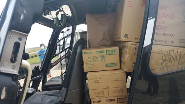 【熊本地震】「高須ヘリ離陸なう」高須克弥院長がツイッター発信　ヘリで支援物資をボランティア輸送