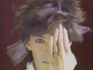 小室哲哉、妻KEIKOの近況「歌うこと思い出せない」…苦悩を吐露