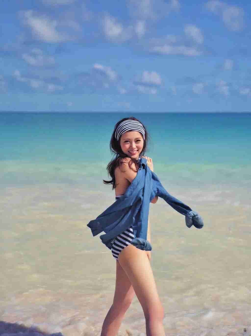 有名人の夏らしい画像を貼るトピ