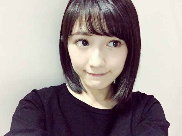 AKB48・渡辺麻友、悶絶級に可愛すぎる「舌ペロ」写真に瞬殺されるファン続出