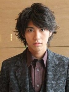 榮倉奈々が賀来賢人と銀座『エルメス』デート