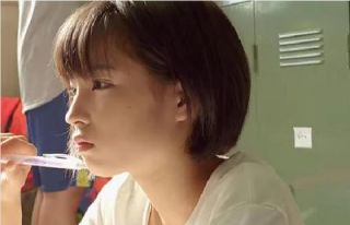 広瀬すず、映画イベントで再び号泣「涙腺が崩壊してます」