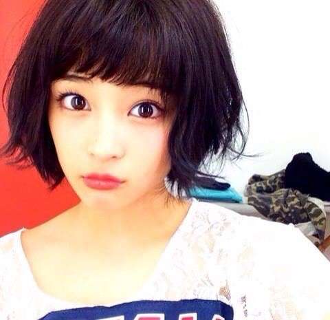 広瀬すず、映画イベントで再び号泣「涙腺が崩壊してます」