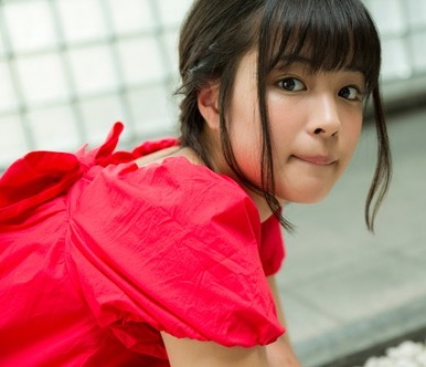 広瀬すず、映画イベントで再び号泣「涙腺が崩壊してます」