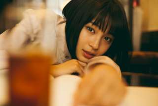 広瀬すず、映画イベントで再び号泣「涙腺が崩壊してます」