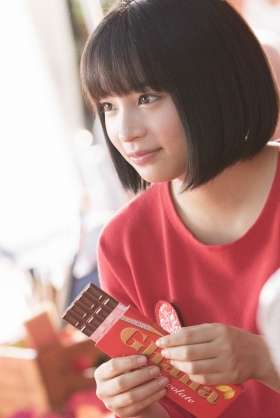広瀬すず、映画イベントで再び号泣「涙腺が崩壊してます」