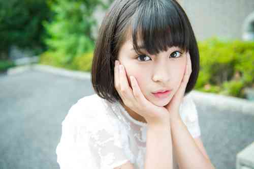 広瀬すず、映画イベントで再び号泣「涙腺が崩壊してます」