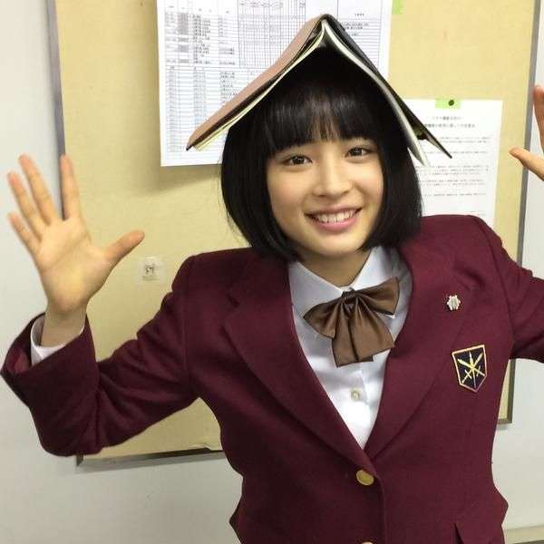 広瀬すず、映画イベントで再び号泣「涙腺が崩壊してます」