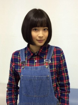 広瀬すず、映画イベントで再び号泣「涙腺が崩壊してます」