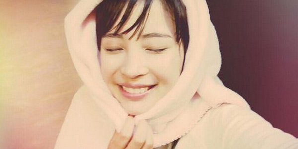 広瀬すず、映画イベントで再び号泣「涙腺が崩壊してます」