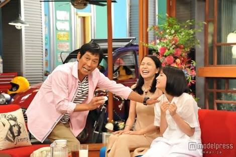 広瀬すず、映画イベントで再び号泣「涙腺が崩壊してます」