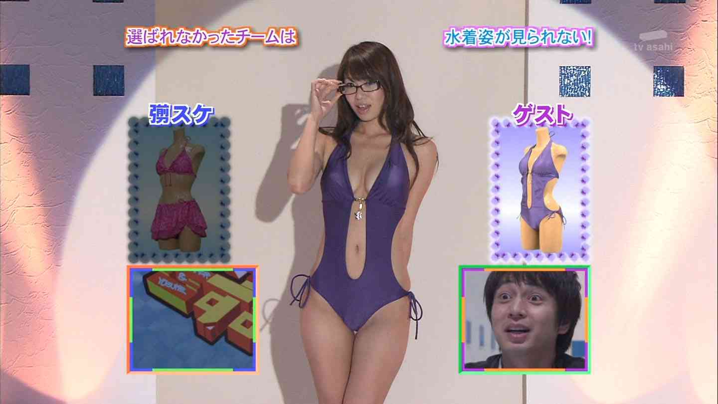 海やプールでビキニ着ますか？