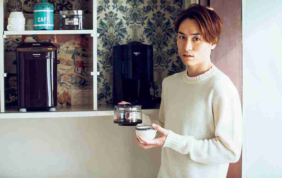 もはや合唱団?EXILE、「ボーカル7人」の新曲が迷走しすぎて失笑の嵐!