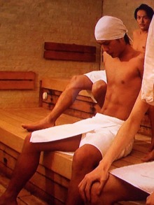 もはや合唱団?EXILE、「ボーカル7人」の新曲が迷走しすぎて失笑の嵐!