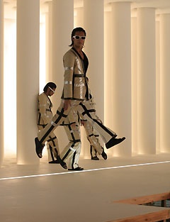 もはや合唱団?EXILE、「ボーカル7人」の新曲が迷走しすぎて失笑の嵐!