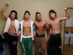 今市は「紅の豚」、登坂は3D!?三代目JSBの微妙すぎるグラサンに総ツッコミ