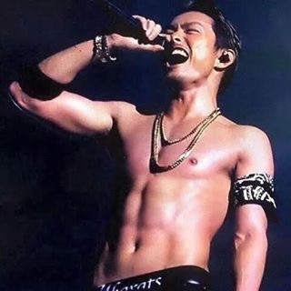 今市は「紅の豚」、登坂は3D!?三代目JSBの微妙すぎるグラサンに総ツッコミ