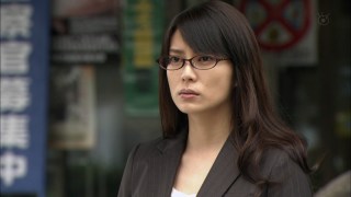 眼鏡姿の女性芸能人の画像