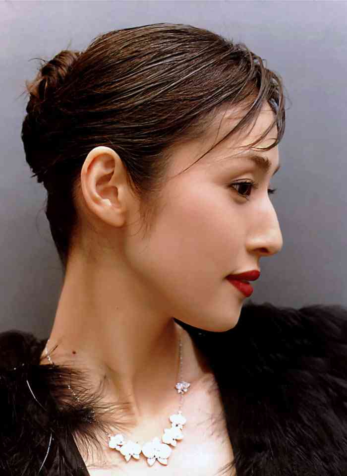 美人・イケメン芸能人の顔面どアップ画像を貼るトピ