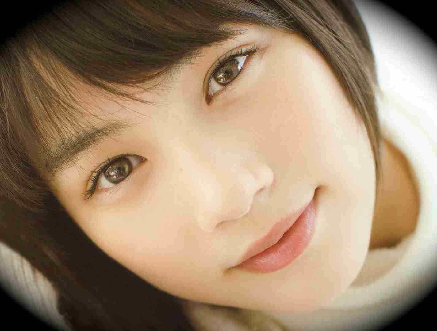 美人・イケメン芸能人の顔面どアップ画像を貼るトピ