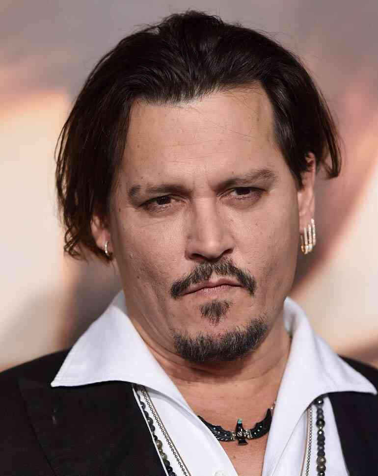 ジョニー・デップ、アンバー・ハードに家庭内暴力？妻への接近禁止命令下る