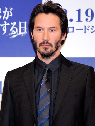 ジョニー・デップ、アンバー・ハードに家庭内暴力？妻への接近禁止命令下る
