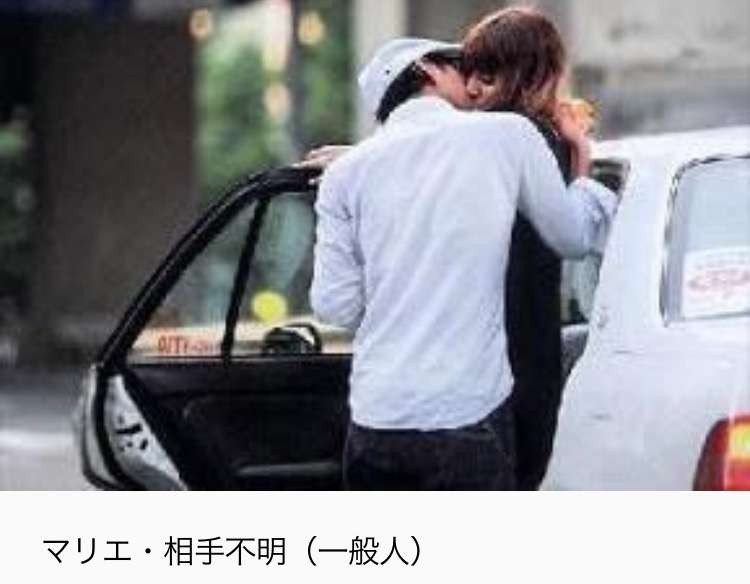 駅や電車内でのカップルのいちゃつきは犯罪？あまりにも度が過ぎれば「公然わいせつ罪」に