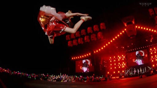 【アスリート以外】有名人のジャンピング画像トピ
