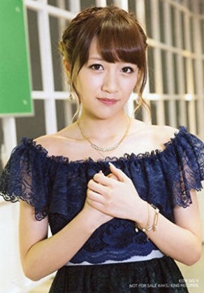 天然がわざとらしい芸能人といえば?