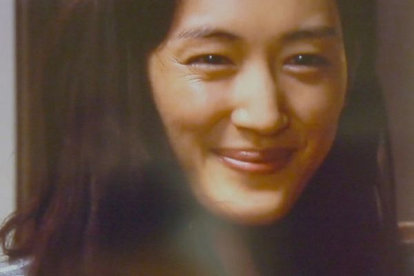 天然がわざとらしい芸能人といえば?