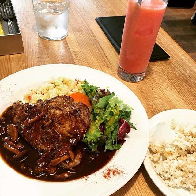 美味しそうな食べ物貼ろう