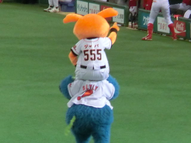 プロ野球マスコットキャラクター達のおもしろ画像