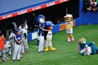 プロ野球マスコットキャラクター達のおもしろ画像