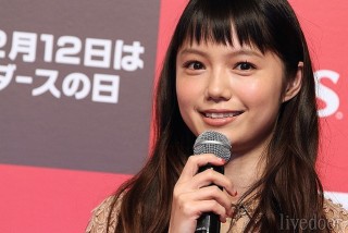女の子らしい顔