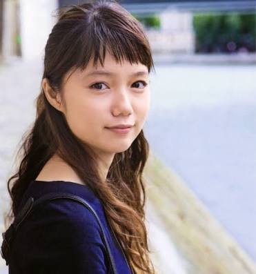 女の子らしい顔