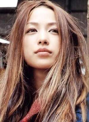 ロングヘアーが似合う芸能人の画像を貼るトピ