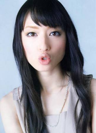 ロングヘアーが似合う芸能人の画像を貼るトピ