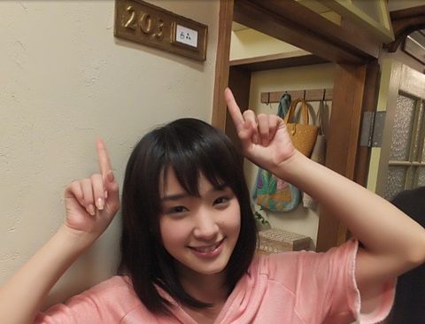 ロングヘアーが似合う芸能人の画像を貼るトピ