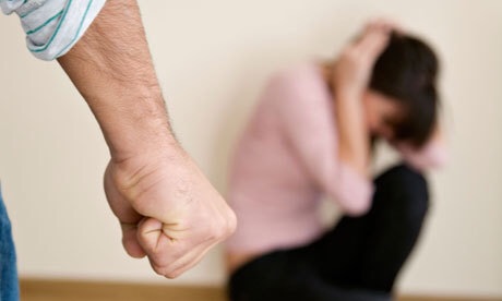 DV、豹変するパートナーと別れた人