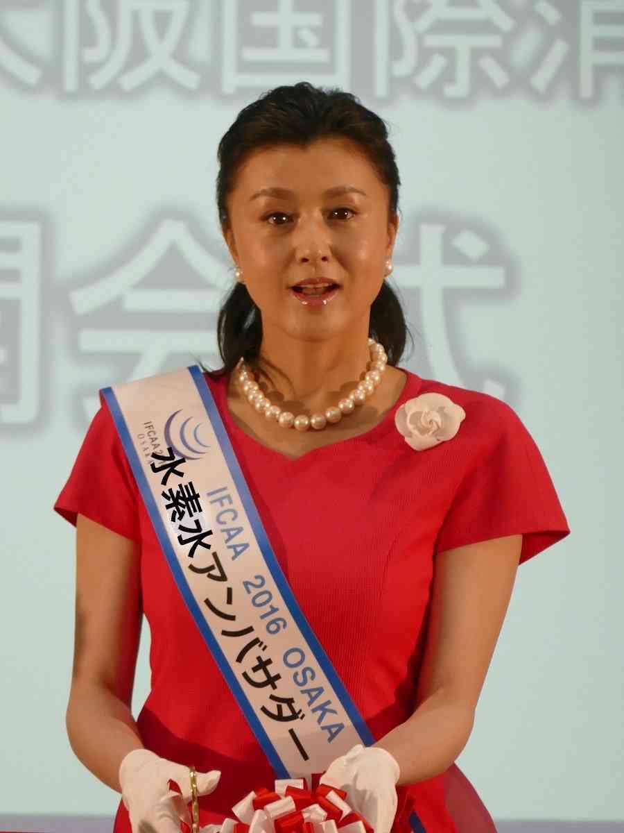 藤原紀香、小林麻央へのコメント途中で遮られ退場