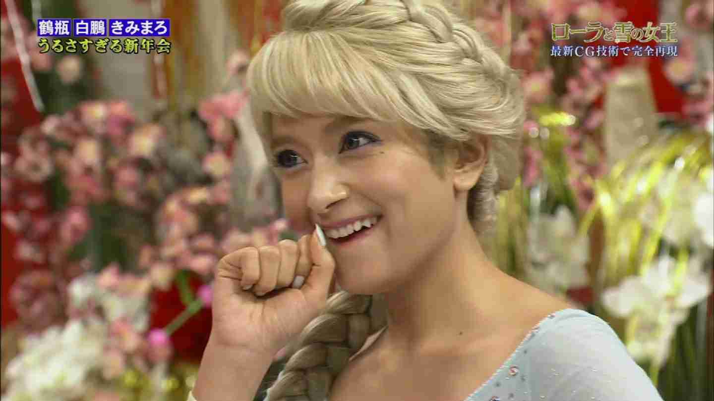 ローラの“バスタブ”ショットに「これは歴史に残る可愛さ」